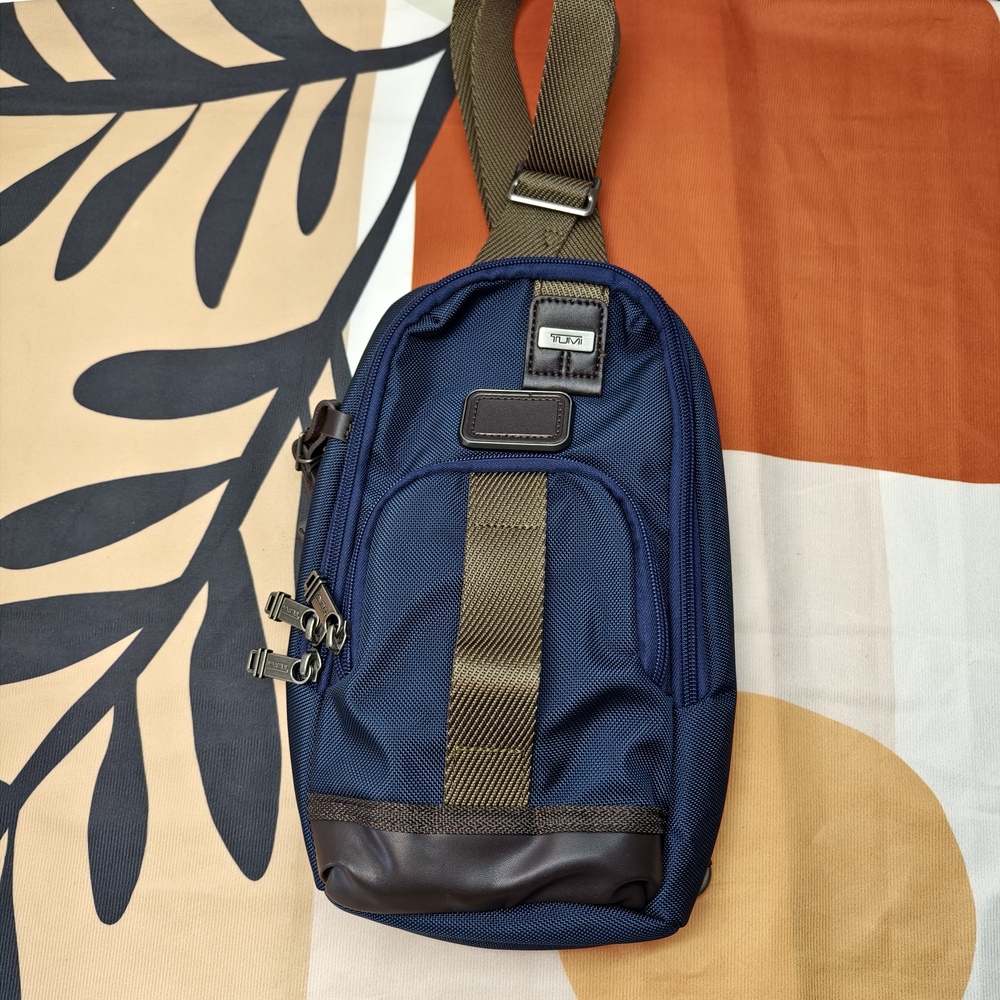 🍒 Tumi Alpha Bravo Compact Shoulder Bag|Chest Pack